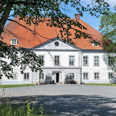 Vaestana Slott Guest House Granna Exterior photo