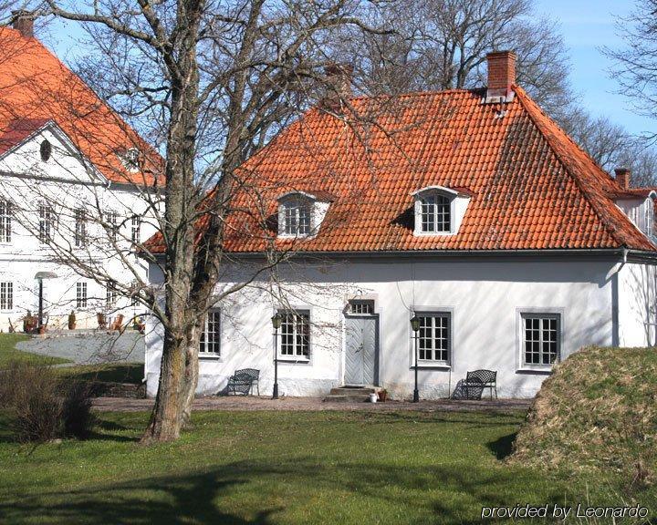 Vaestana Slott Guest House Granna Exterior photo